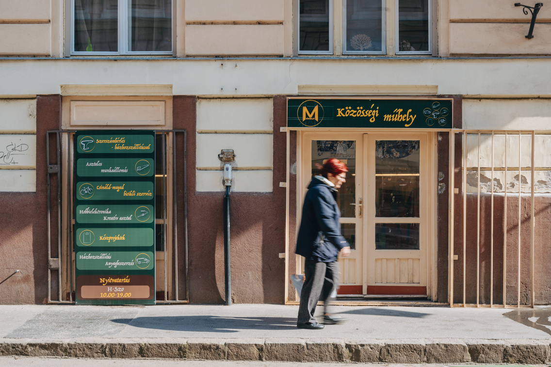 Közösségi barkácsműhely Budapest belvárosában